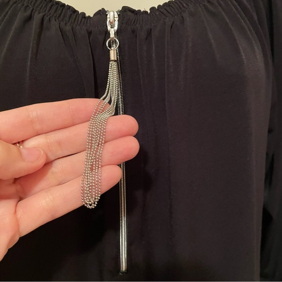 Chicos Black Stretchy Shirt 1/4 Zip with Tassel Size Small - Picture 8 of 9